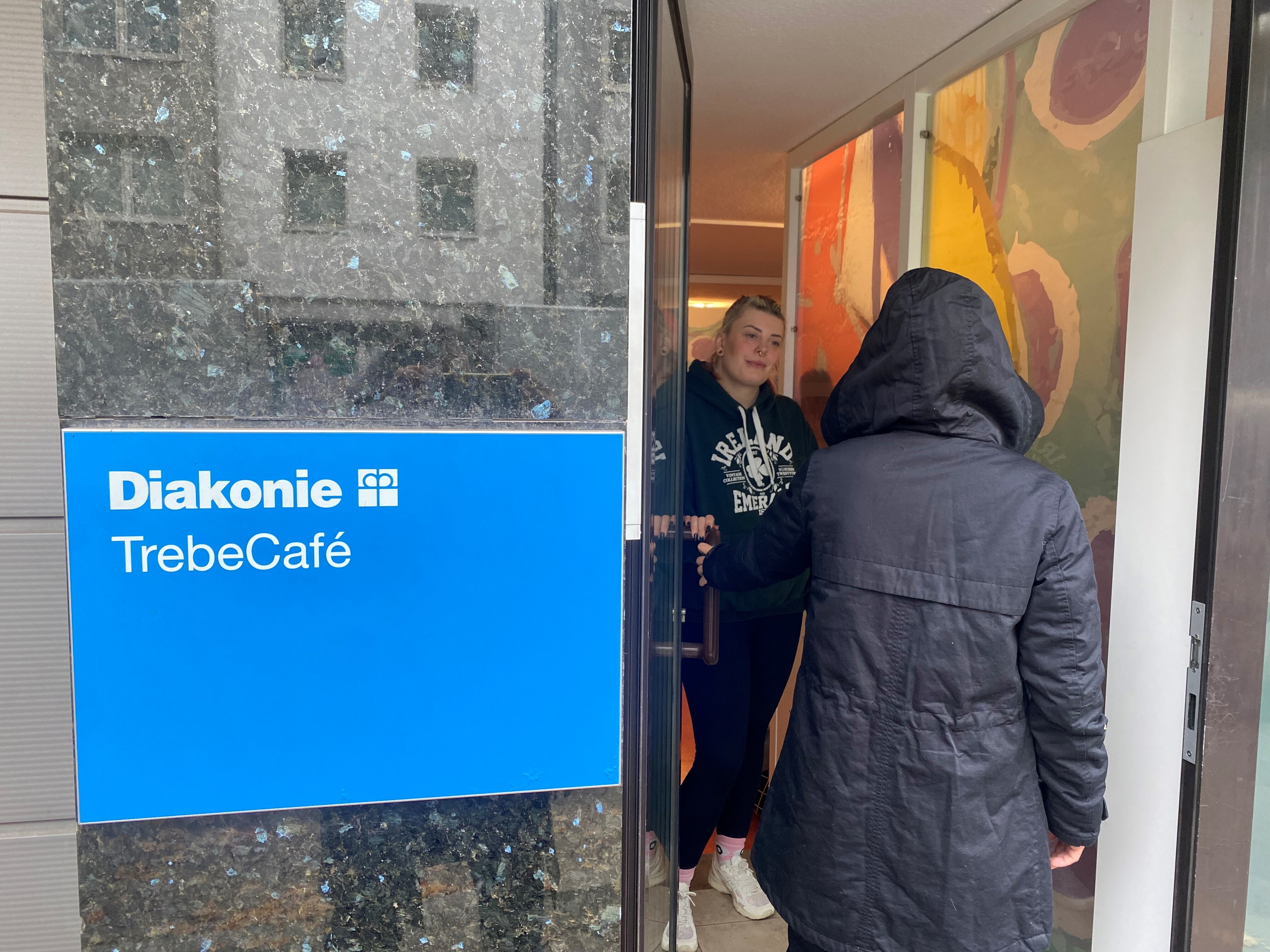TrebeCafé für wohnungslose Mädchen - 366846