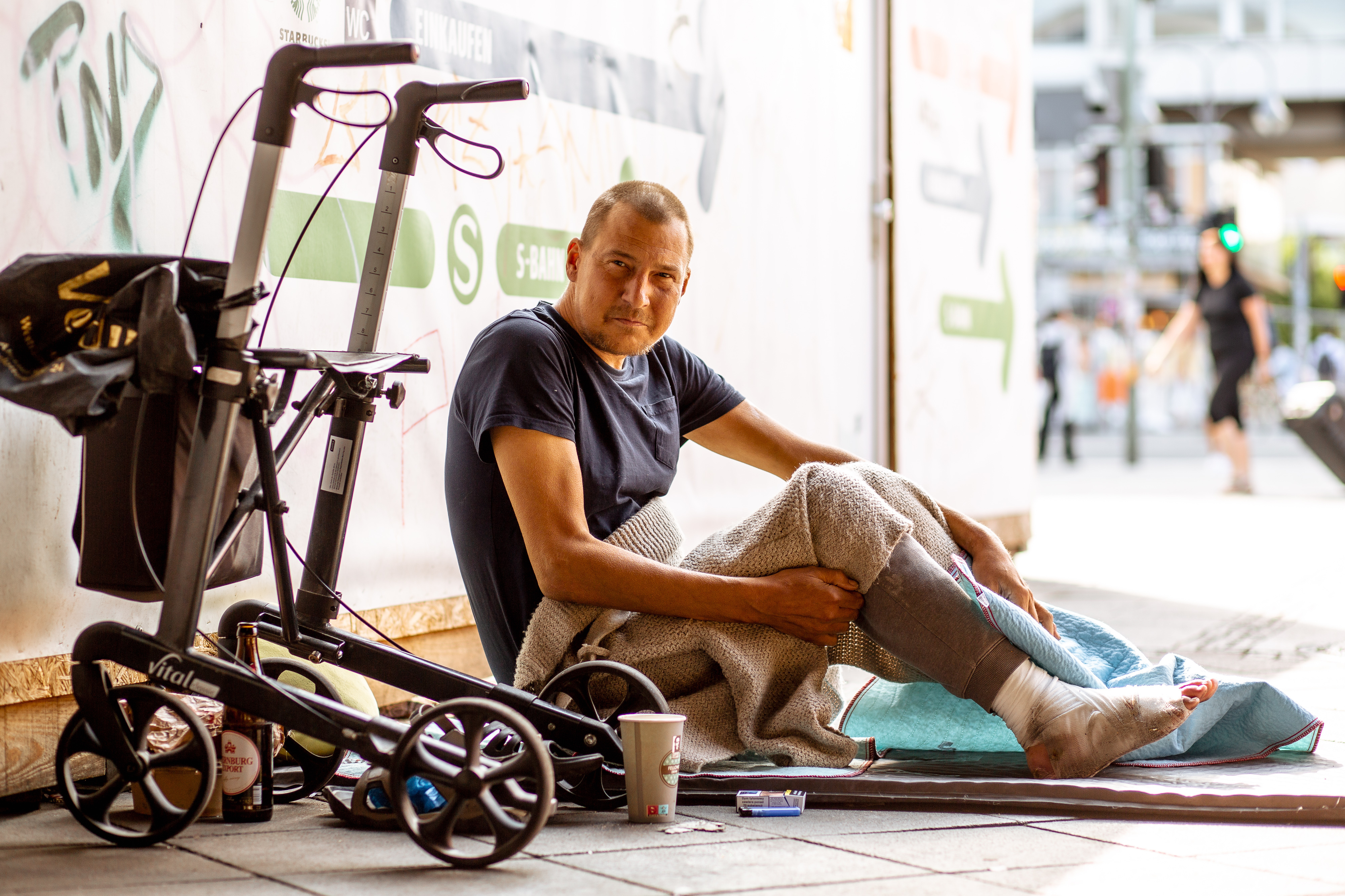 Sommerhilfe für obdachlose Menschen - 331361