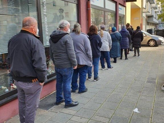 Erste Hilfe gegen Armut - für ein Leben in Würde! - 287130