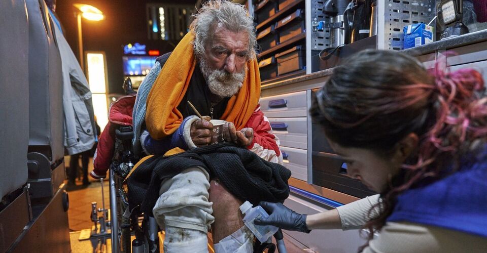 Medical assistance for homeless people