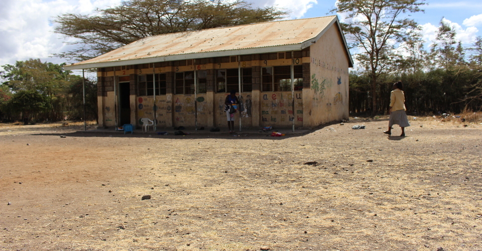 Möblierung von Juja Farm Nursery Kenia Gaize e.V