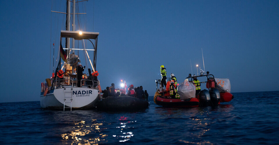 Support RESQSHIP in rescuing refugees in the Mediterranean