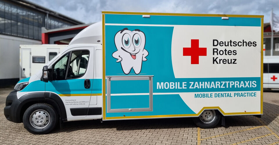 Die Mobile Zahnarztpraxis im Einsatz für Bedürftige