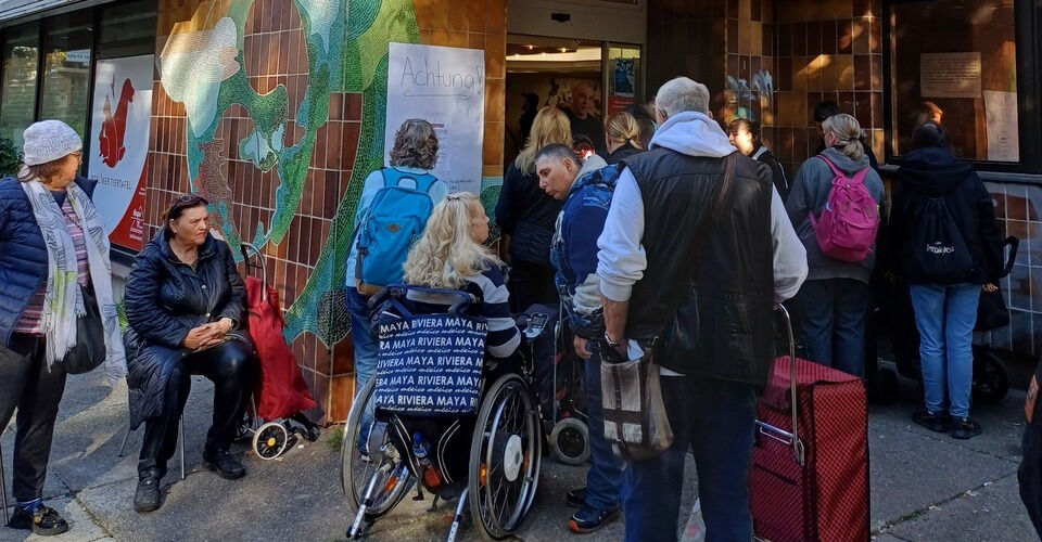Ohne Dach überm Kopp bleiben die Näpfe leer
