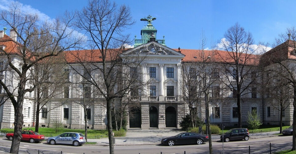 Secure travel concept at the Theresien-Gymnasium - enable participation