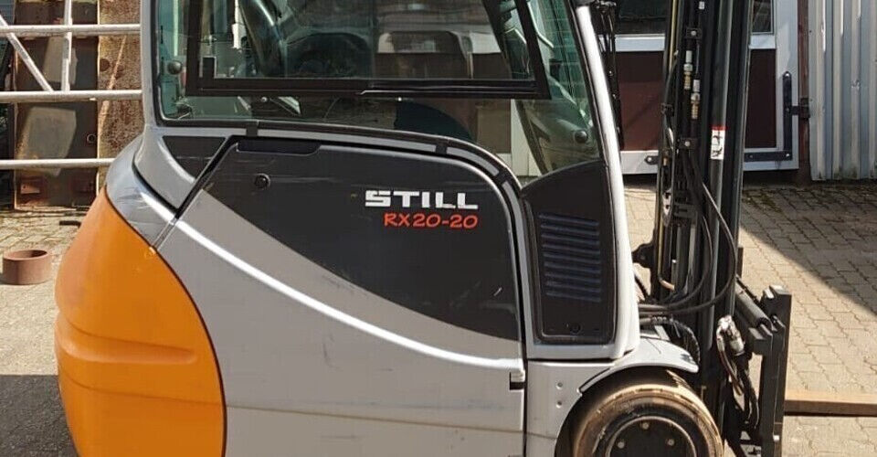 Acquisition of forklift