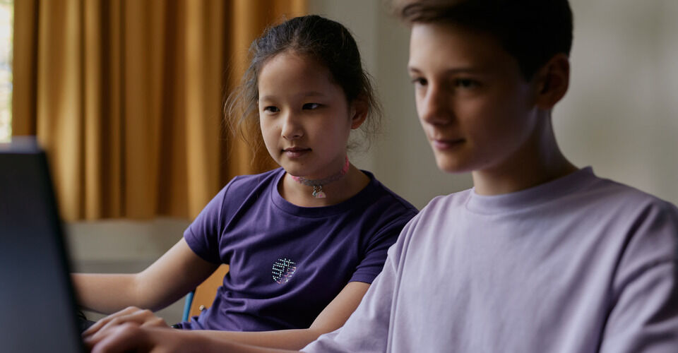 Kinder und Jugendliche aufklären - Jetzt digitale Bildung ermöglichen!