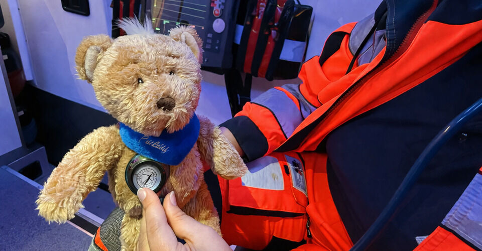 500 Teddy-Paddy's for the Aicher Ambulanz – giving courage together