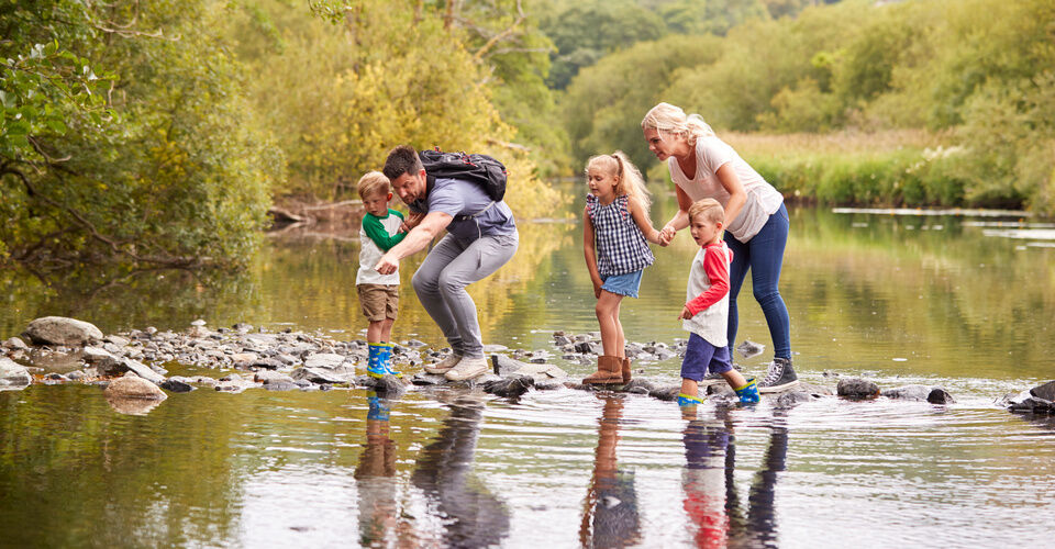 Discovering nature, protecting the future: children explore the Isar